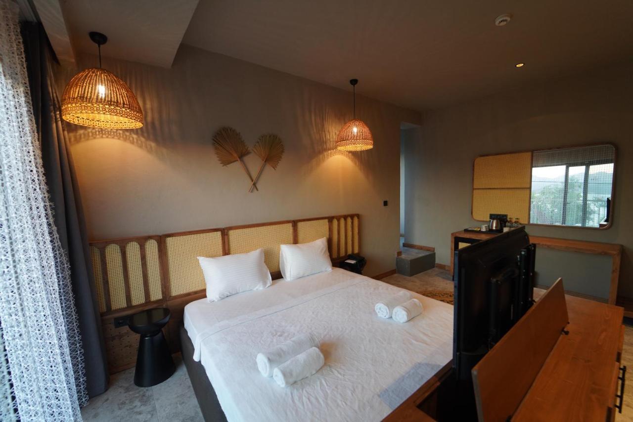 Icon Beach Suites Hotel Sovalye Island 페티예 외부 사진