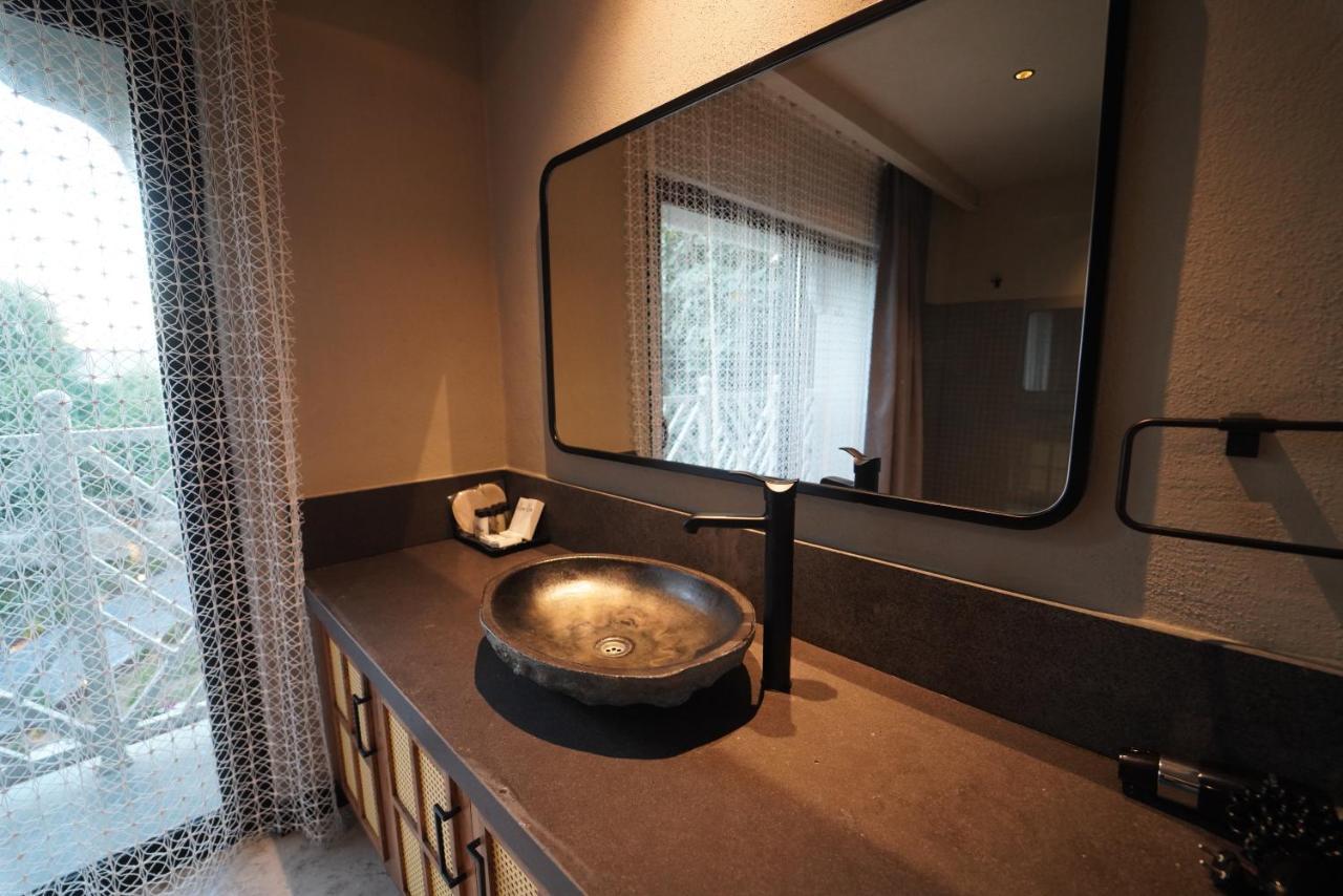 Icon Beach Suites Hotel Sovalye Island 페티예 외부 사진