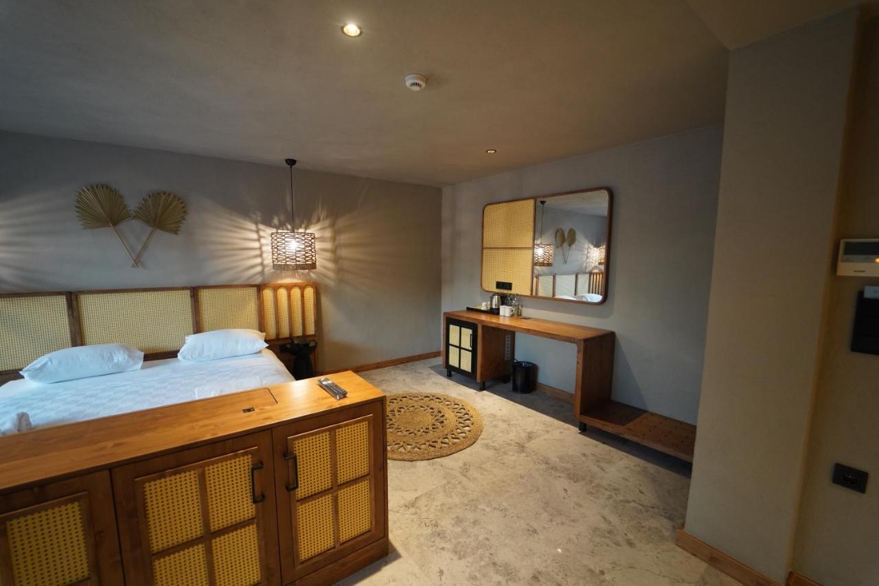 Icon Beach Suites Hotel Sovalye Island 페티예 외부 사진